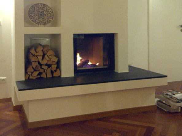 Individuelle Gestaltung von Kaminen mit Kamineinsatz , Kaminofen oder