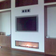 Geschlossene und dekorative offene Gaskamine