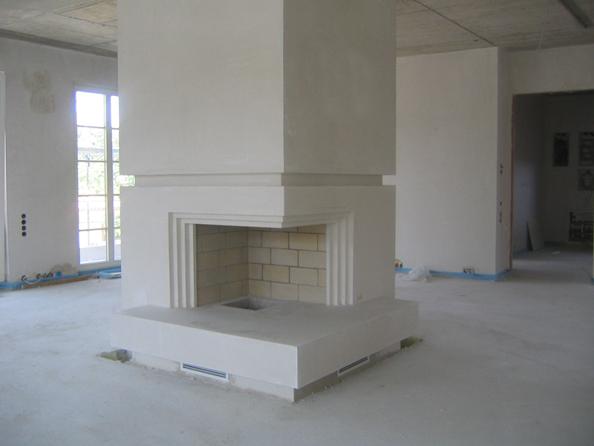 Individuelle Gestaltung von Kaminen mit Kamineinsatz , Kaminofen oder